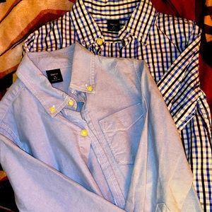 2 boys size 6-7 Gap Kids button down dress shirts being sold together